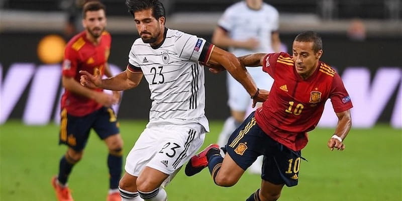 soi-keo-bong-da-nam-ro-thong-tin-huan-luyen-vien-de-thang-cuoc-de-dang